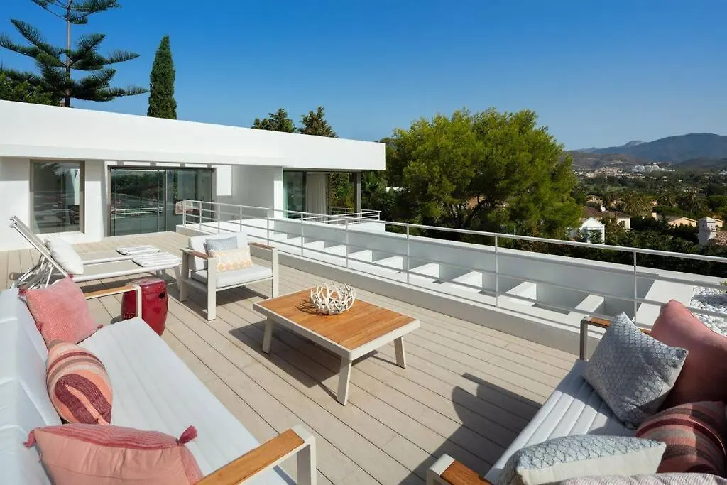 Amazing Modern Villa Located Mins From Beach Rdr234 Marbella