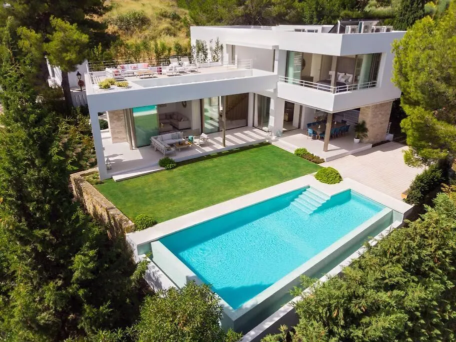 Amazing Modern Villa Located Mins From Beach Rdr234 Marbella