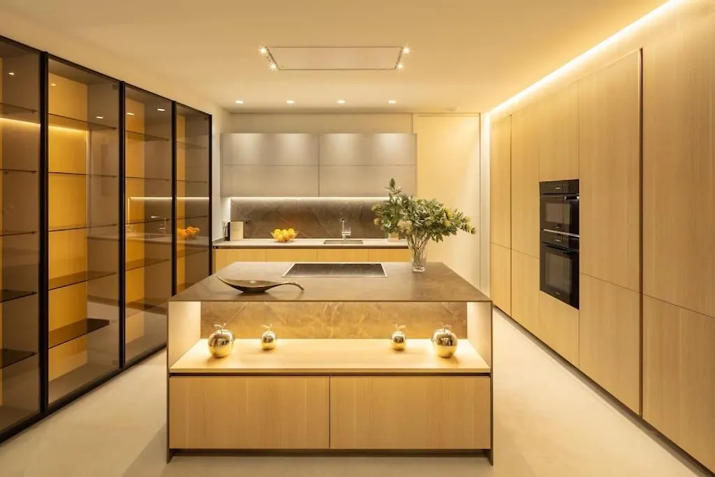 Amazing Modern Villa Located Mins From Beach Rdr234 Marbella