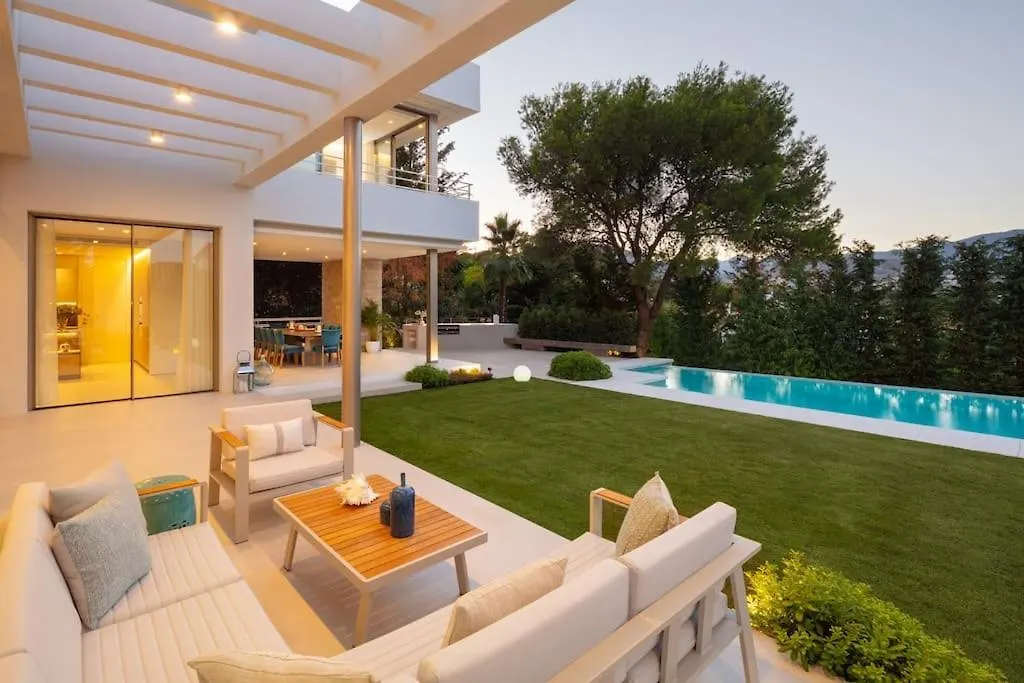 Amazing Modern Villa Located Mins From Beach Rdr234 Marbella