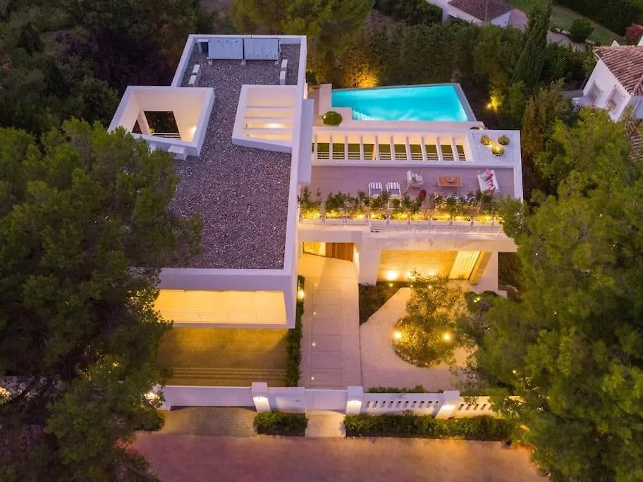 Amazing Modern Villa Located Mins From Beach Rdr234 Marbella